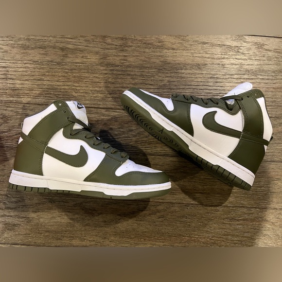 ✨Nike Dunk High Retro Cargo Khaki✨ - Picture 2 of 9